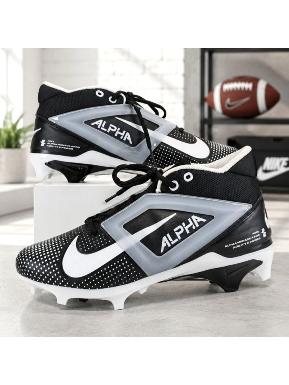 Nike Alpha Menace 4 Pro Football Cleats Black/White FZ7702-005 Mens Sz 12 Shoes